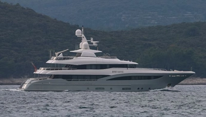 M/Y Apostrophe